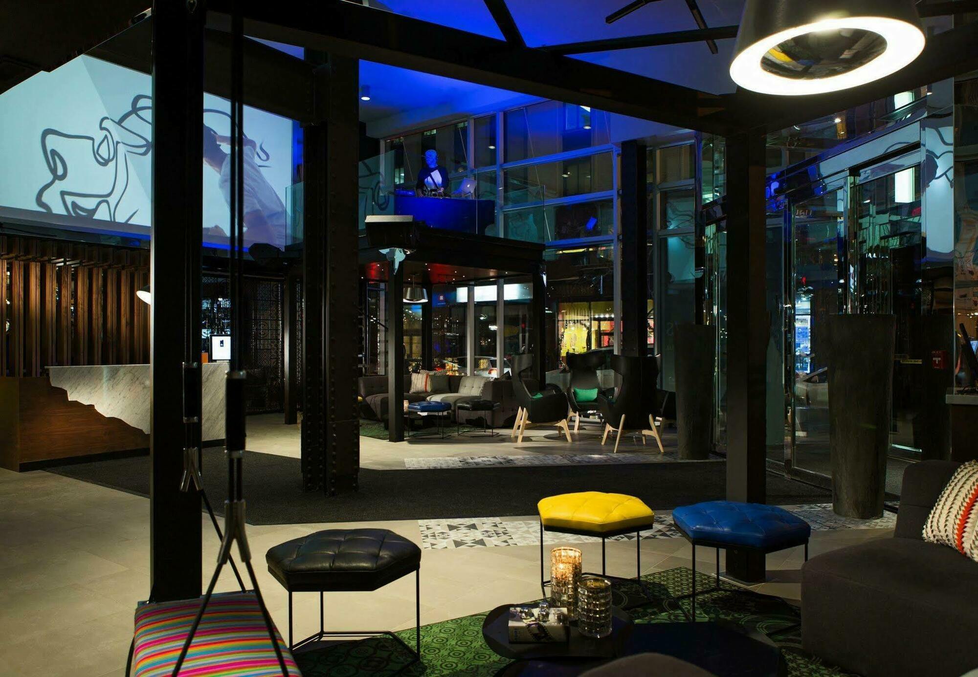 Renaissance Montreal Downtown Hotel Eksteriør billede